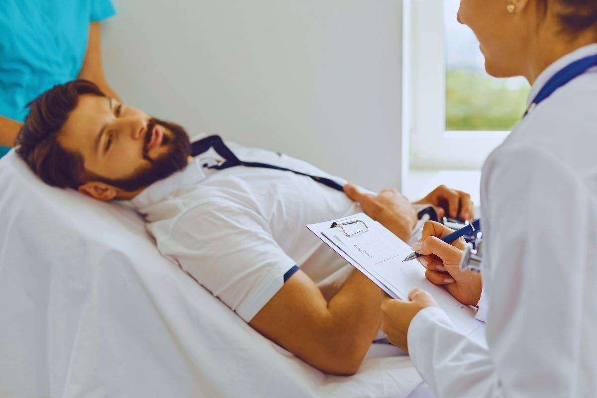 Paziente steso sul lettino